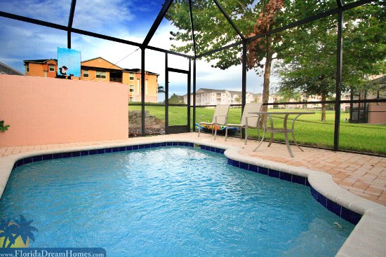 Private Splash Pool at this Quaint 3 Bed\/3 Bath Guarded Resort Townhome