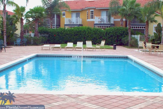 3 Bed\/2.5 Bath Townhome in Guarded Resort Community